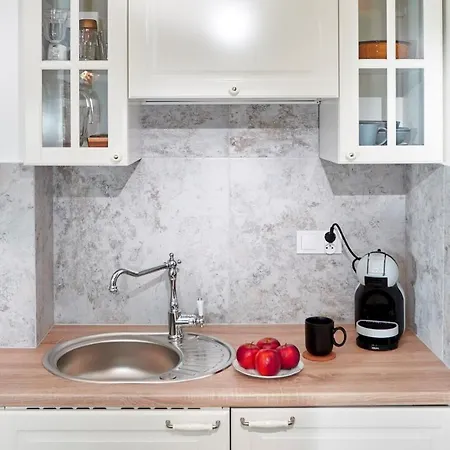 Mokotowska Place For *